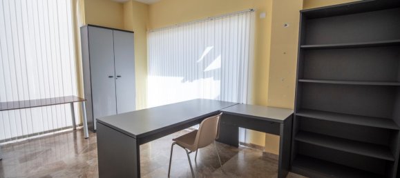 Propiedad comercial en Rota, Spain 75 m² No. 75034 10