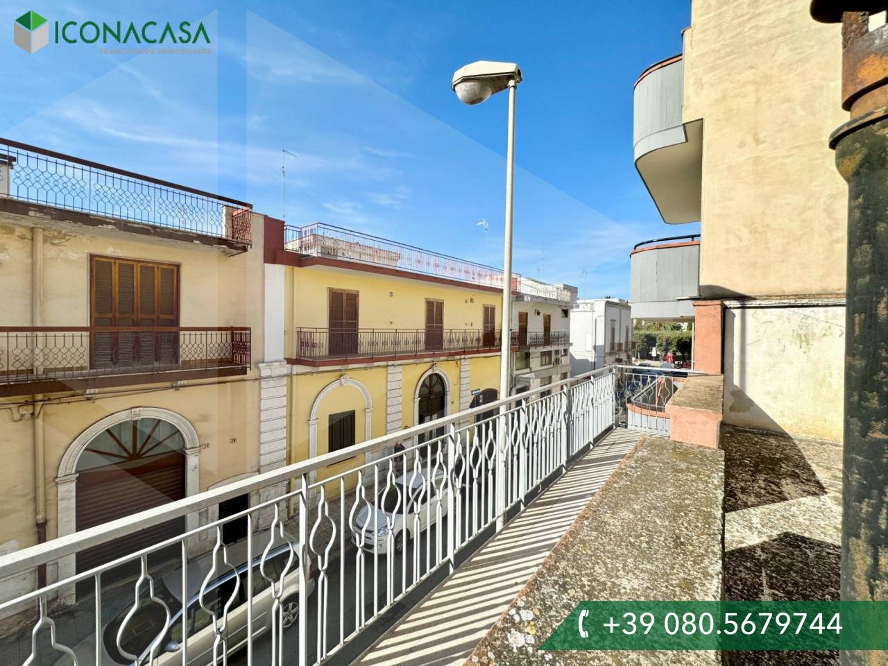 4 rooms House in Triggiano, Italy No. 24132