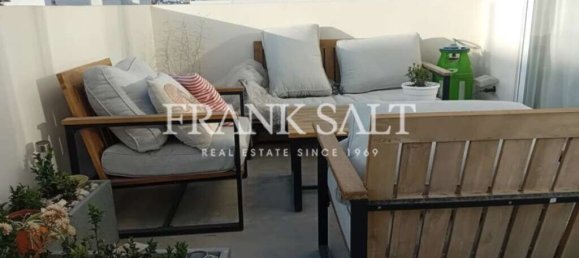 1 غرف نوم بانتهاوس في Gzira, Malta رقم 5150 6