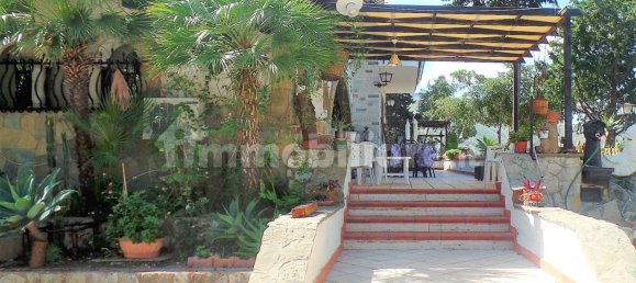 4 bedrooms Villa in Castellammare del Golfo, Italy No. 102455 18