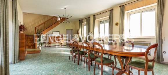 5 bedrooms Villa in Rocca di Papa, Italy No. 132061 4