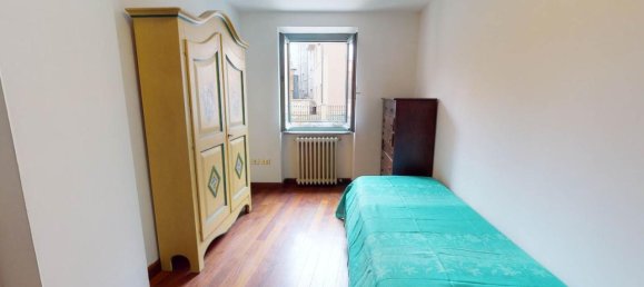 3 rooms Apartment in Foligno, Italy No. 156498 5