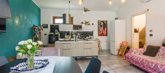 2 bedrooms House in Rivoli, Italy No. 264129 6