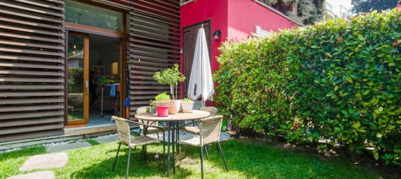 2 bedrooms House in Rivoli, Italy No. 264129 2