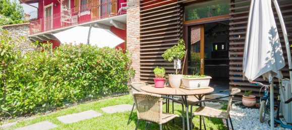 2 bedrooms House in Rivoli, Italy No. 264129 3