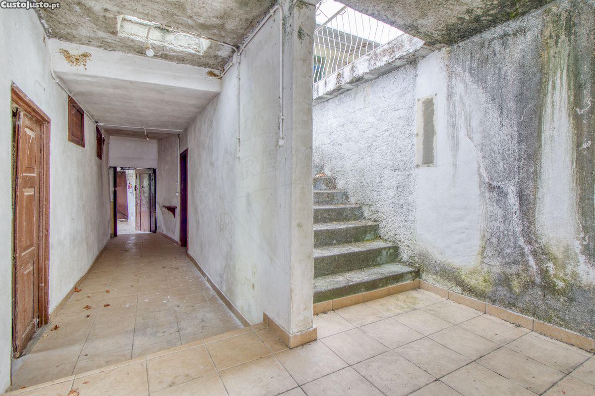 3 bedrooms House in Mirandela, Portugal No. 170418