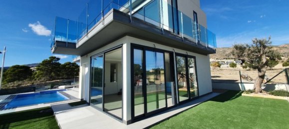 3 Schlafzimmer Villa in Cala De Finestrat, Spain, Nr. 7295 2