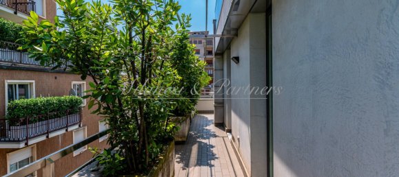 3 bedrooms Apartment in Bergamo, Italy No. 287839 8