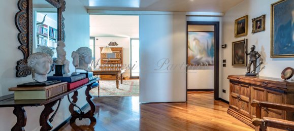 3 bedrooms Apartment in Bergamo, Italy No. 287839 11