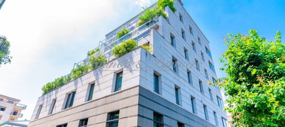 3 bedrooms Apartment in Bergamo, Italy No. 287839 3