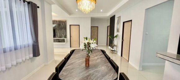 3 Schlafzimmer Cafe / Restaurant in Bang Lamung, Thailand, Nr. 6159 7