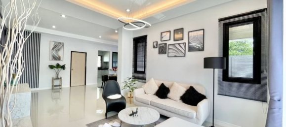 3 Schlafzimmer Cafe / Restaurant in Bang Lamung, Thailand, Nr. 6159 3