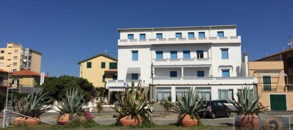 20 bedrooms Hotel in Rosignano Marittimo, Italy No. 589 4