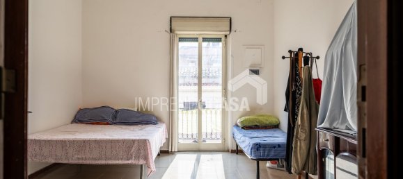 3 Schlafzimmer Wohnung in Palermo, Italy, Nr. 331874 4