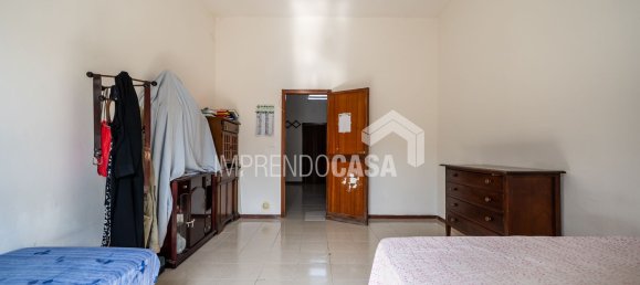 3 Schlafzimmer Wohnung in Palermo, Italy, Nr. 331874 11