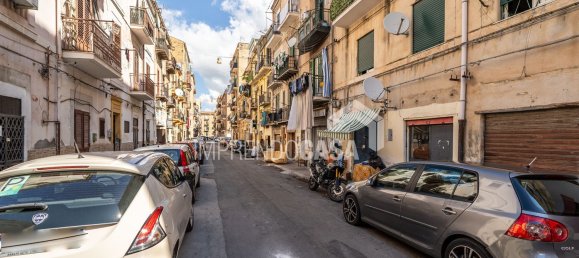 3 Schlafzimmer Wohnung in Palermo, Italy, Nr. 331874 31