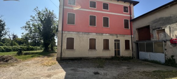 Casa de 3 divisões em Marano Vicentino, Italy N.º 350315 2