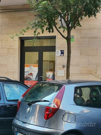 Propiedad comercial en Taranto, Italy 160 m² No. 258391