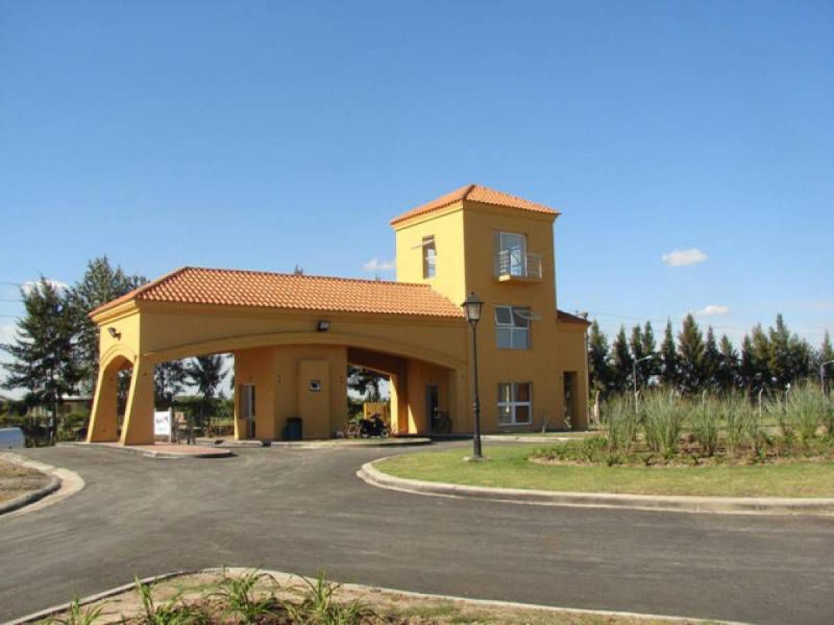  Land in Tigre, Argentina No. 40236