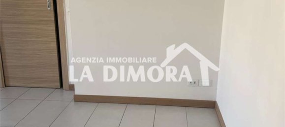 Квартира с 4 комнатами в Пьеве ди Солиго, Италия № 202373 6