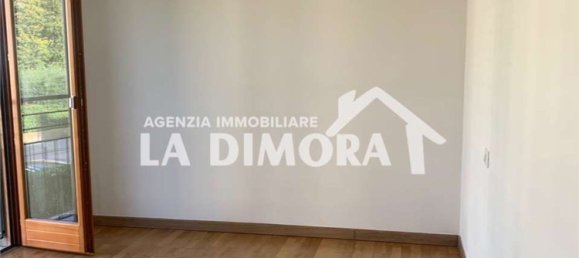 Квартира с 4 комнатами в Пьеве ди Солиго, Италия № 202373 17