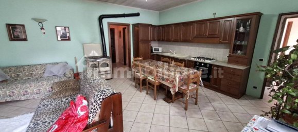5 Schlafzimmer Haus in Castellinaldo d'Alba, Italy, Nr. 82249 12