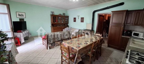 5 Schlafzimmer Haus in Castellinaldo d'Alba, Italy, Nr. 82249 11