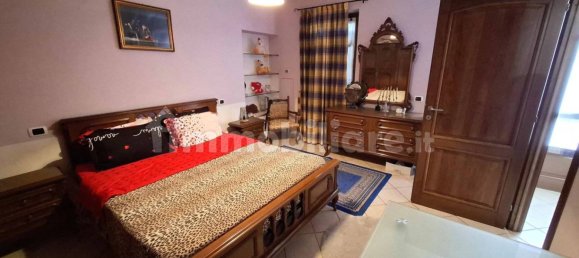 5 Schlafzimmer Haus in Castellinaldo d'Alba, Italy, Nr. 82249 17