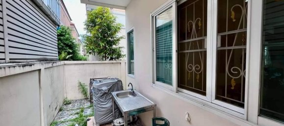 3 chambres Maison à Pathum Thani, Thailand No. 65411 8