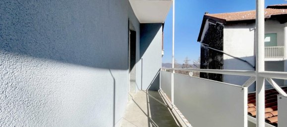 6 rooms House in Soriso, Italy No. 226582 2