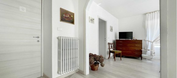 6 rooms House in Soriso, Italy No. 226582 11
