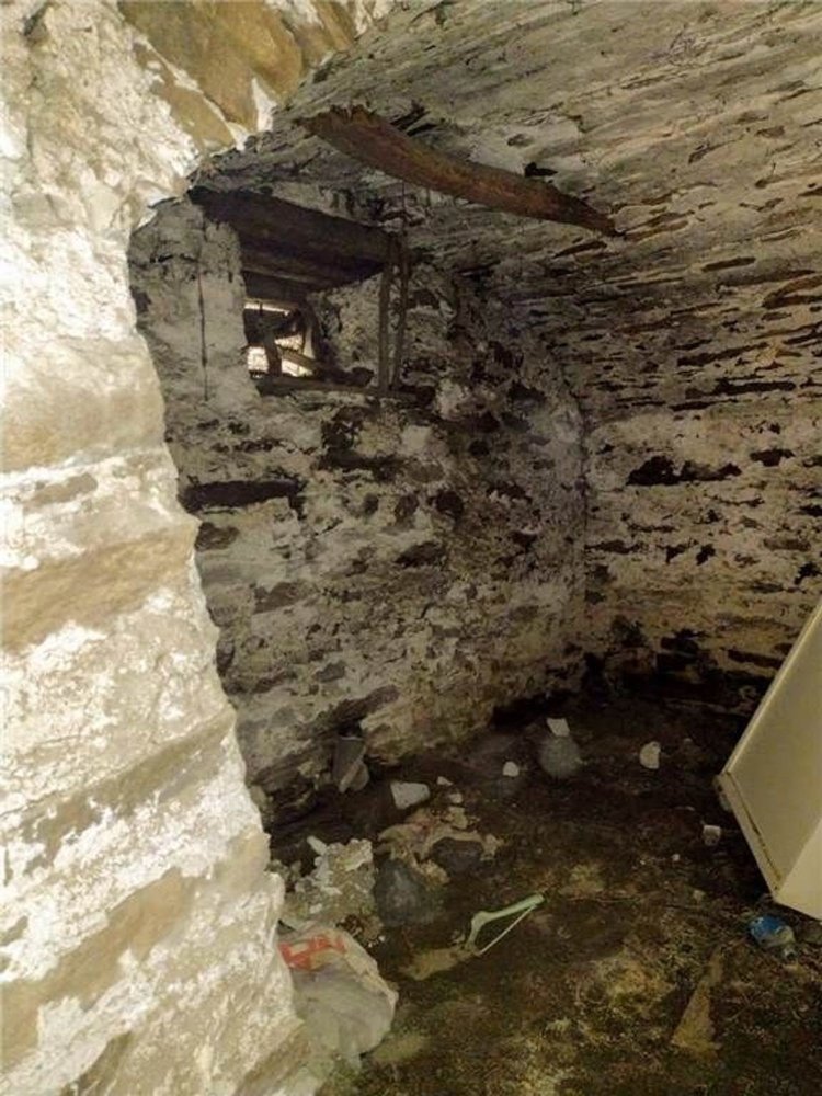 6 rooms House in Beura-Cardezza, Italy No. 255237