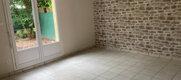 Casa de 3 dormitorios en Reims, France No. 65868 2