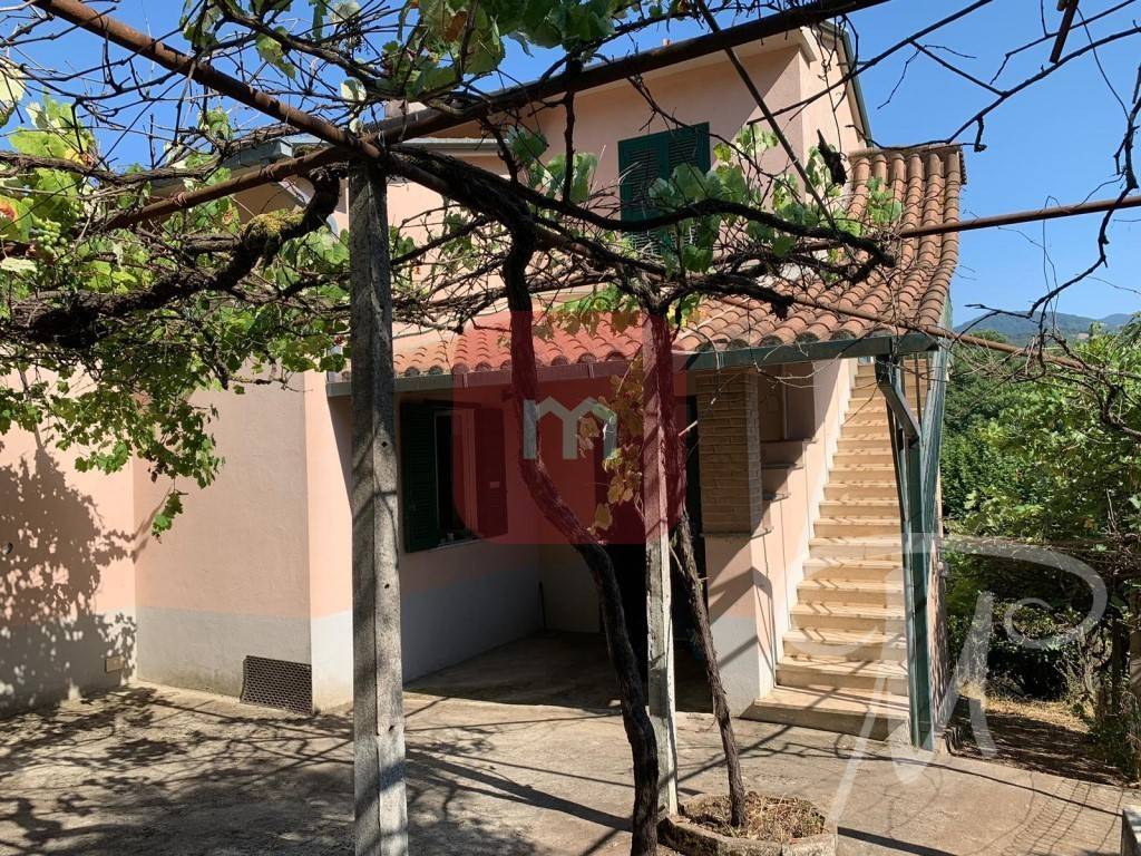 6 bedrooms Villa in Artena, Italy No. 9570