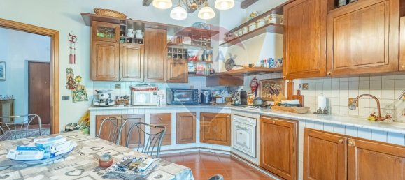 4 Schlafzimmer Villa in Rome, Italy, Nr. 53121 44