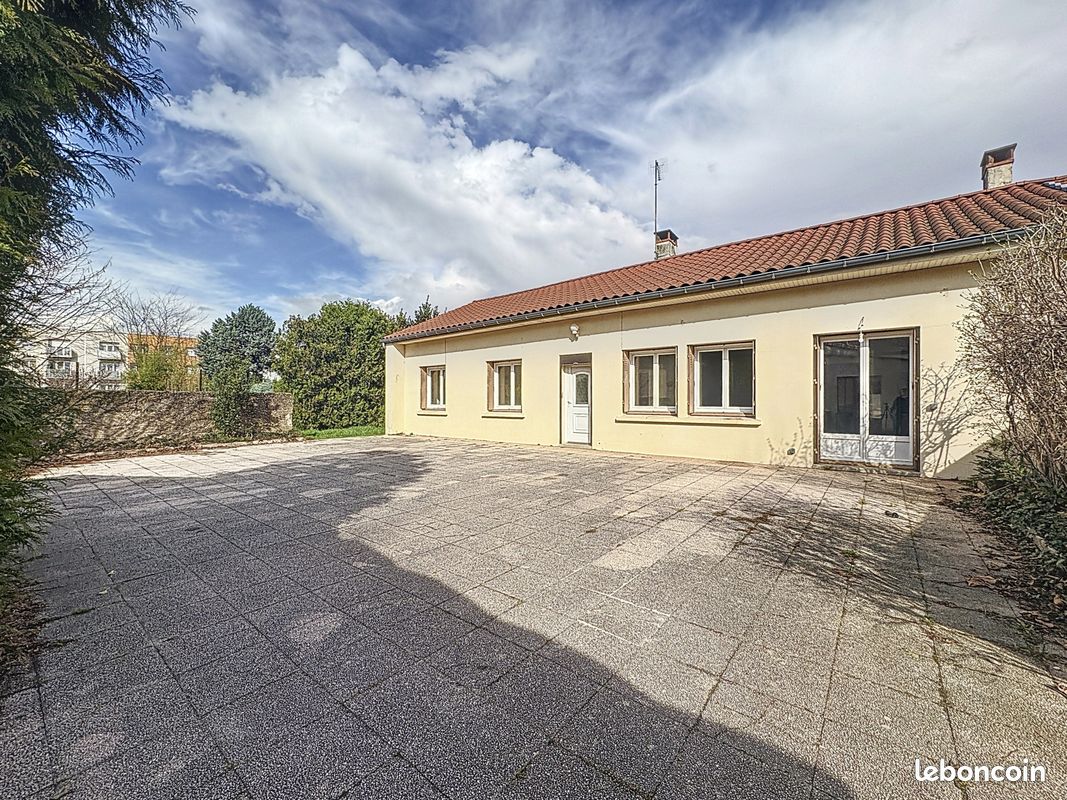 3 Schlafzimmer Haus in Saint-Peray, France, Nr. 192040