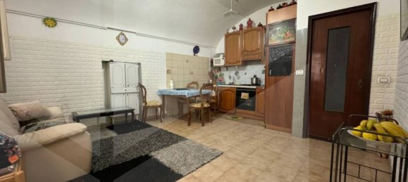 Casa de 2 habitaciónes en San Salvo, Italy No. 21446 2