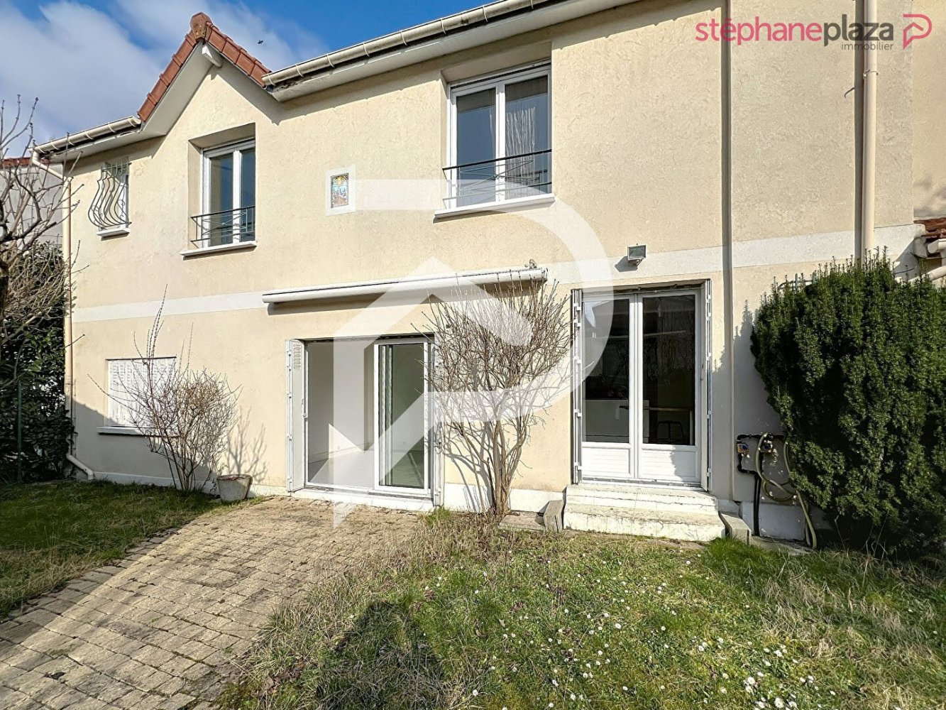 5 chambres Maison à Suresnes, France No. 132715