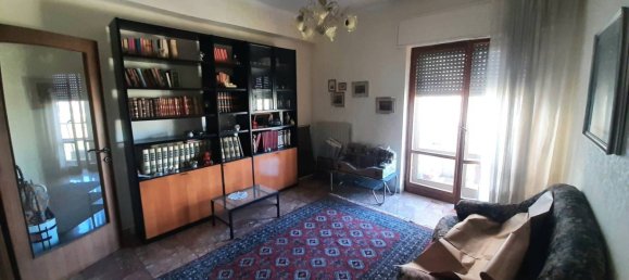 3 bedrooms Apartment in Catanzaro, Italy No. 278627 5