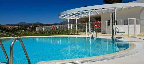 3 غرف نوم شقة في Estepona, Spain رقم 143913 2