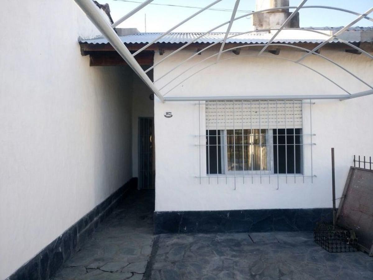 Studio in Malvinas Argentinas, Argentina No. 63388