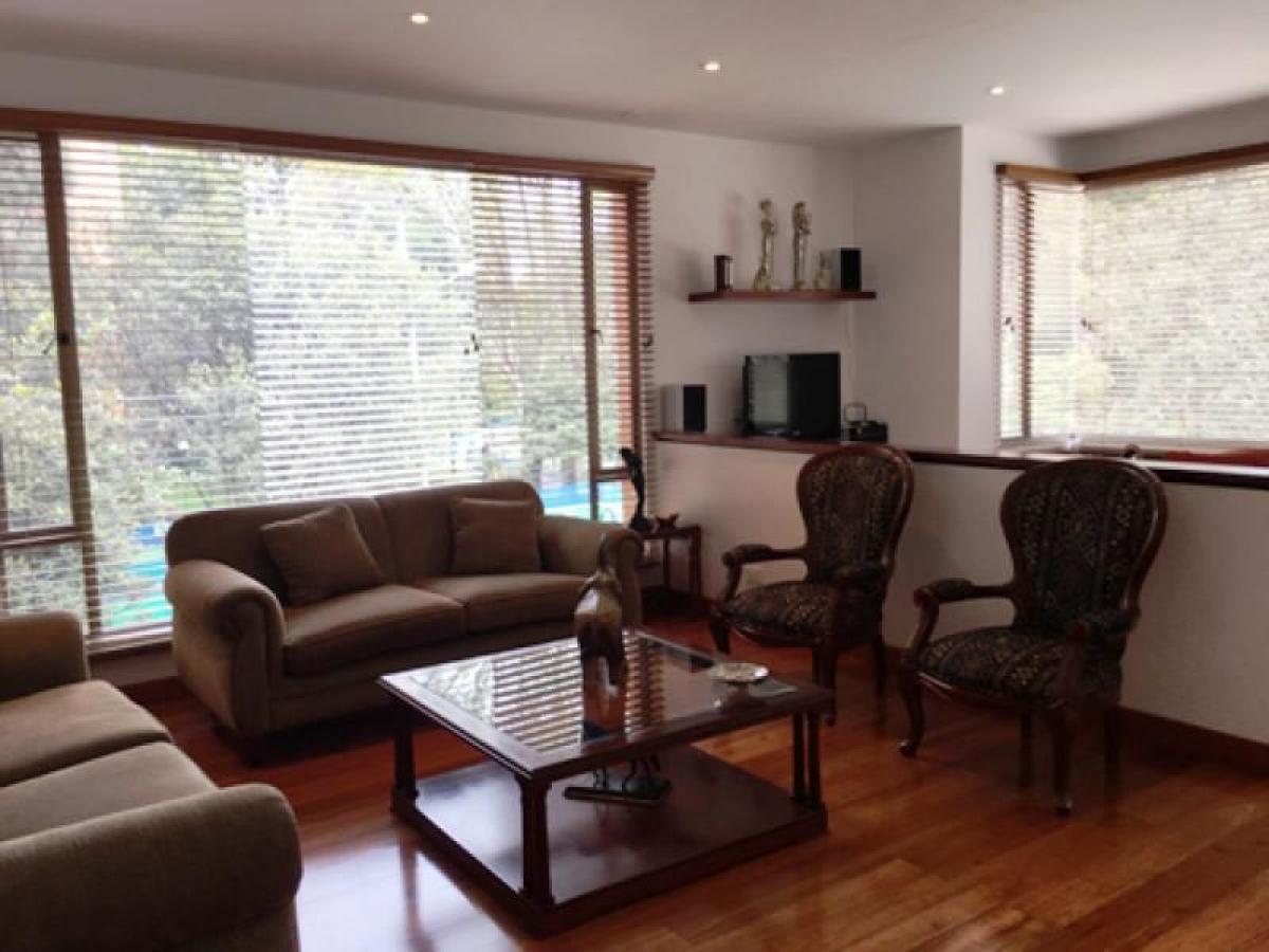 3 bedrooms House in Bogota, Colombia No. 9743