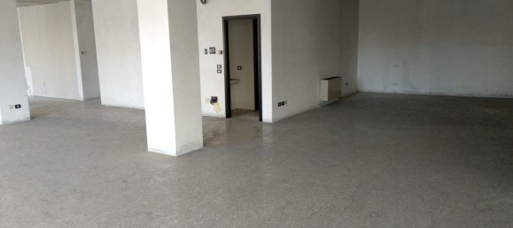 Escritório em Darfo Boario Terme, Italy 130 m² N.º 72413 5