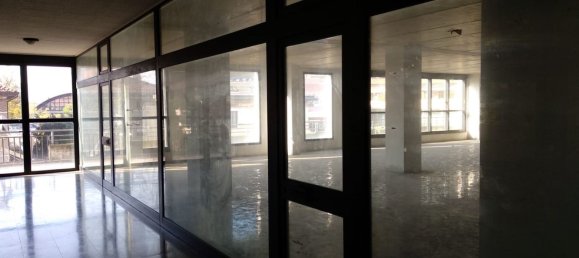 Escritório em Darfo Boario Terme, Italy 130 m² N.º 72413 3