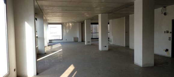 Escritório em Darfo Boario Terme, Italy 130 m² N.º 72413 11