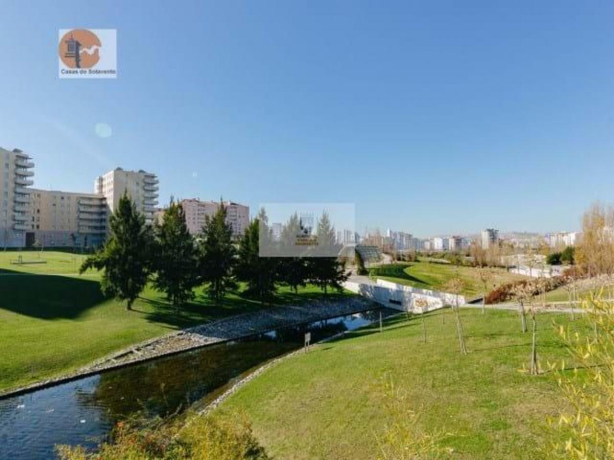 2 bedrooms Apartment in Lisbon, Portugal No. 3337