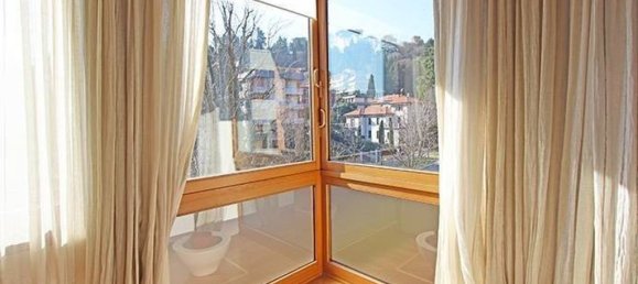 4 غرف نوم شقة في Bergamo, Italy رقم 374190 9