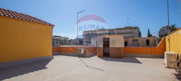 Дом с 11 комнатами в Сиракузы, Италия № 284441 42