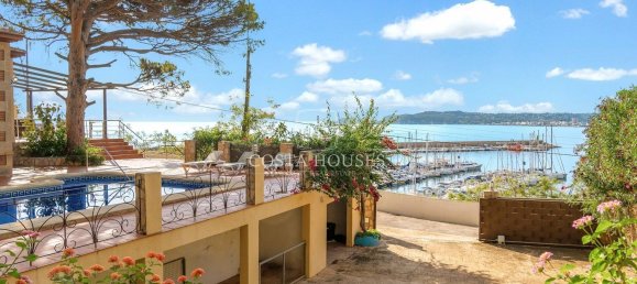 5 bedrooms Villa in Alicante, Spain No. 67180 3