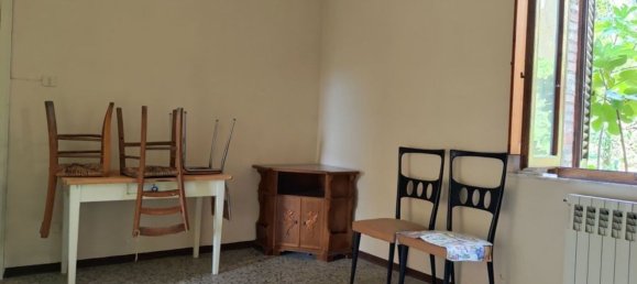6 rooms Duplex in Montalcino, Italy No. 145605 18